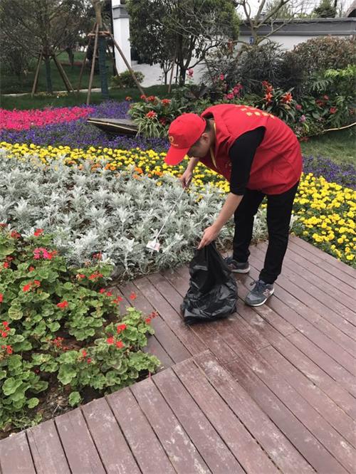 “大美南昌，，，我们在行动”_庄闲游戏