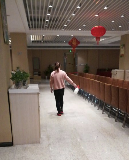集团纪委派驻纪检组督查城投大厦食堂疫情防控事情_庄闲游戏